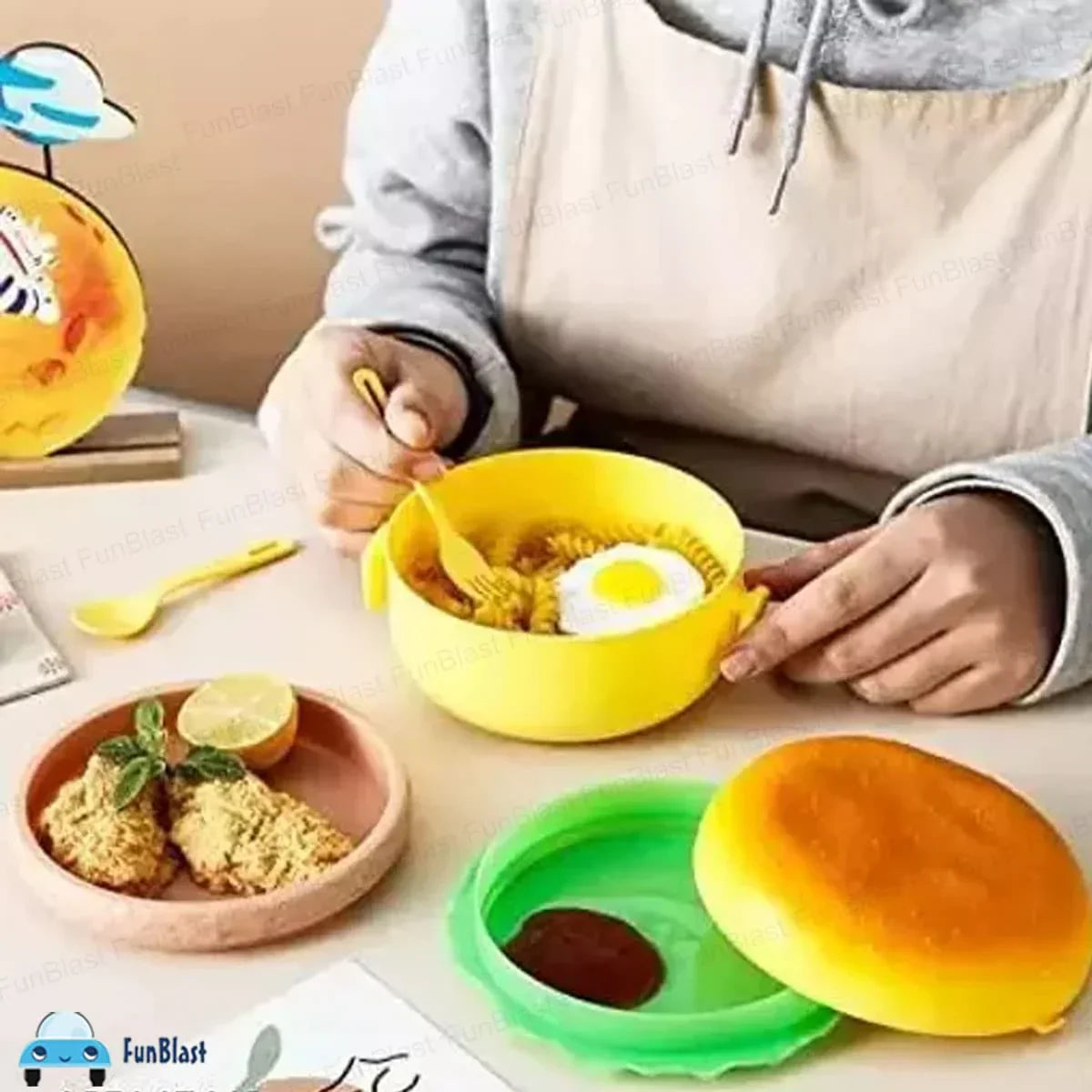 Burger-Shaped Kids Lunch Box — Fun Bento Food Container