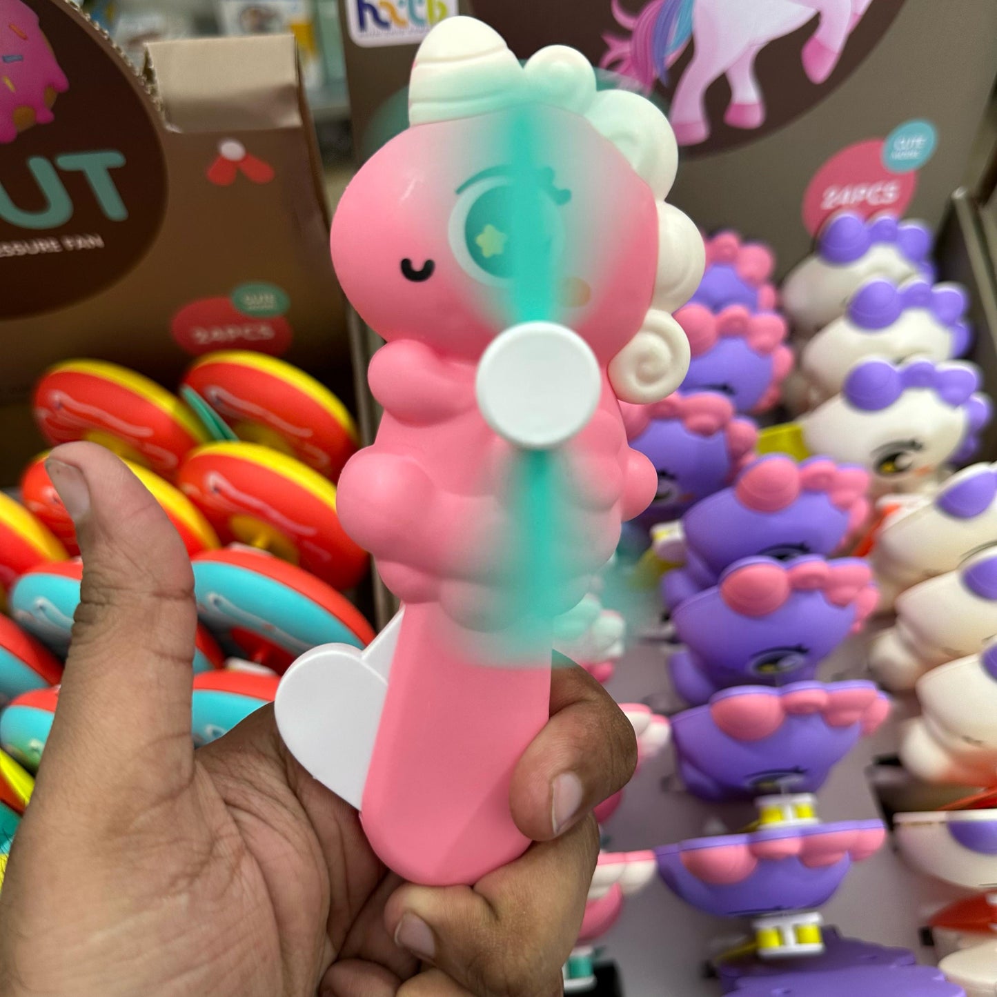 Random Whirl Pop Mini Fan