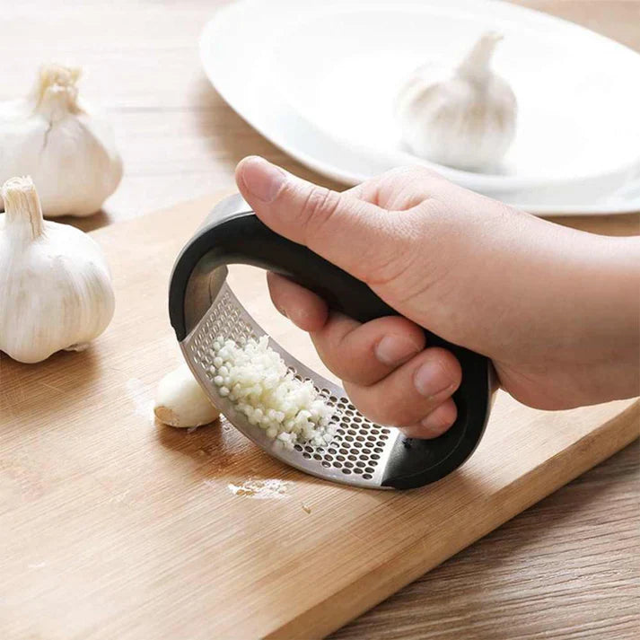 Stainless Steel Garlic Press Crusher & Mincer — Easy Squeeze
