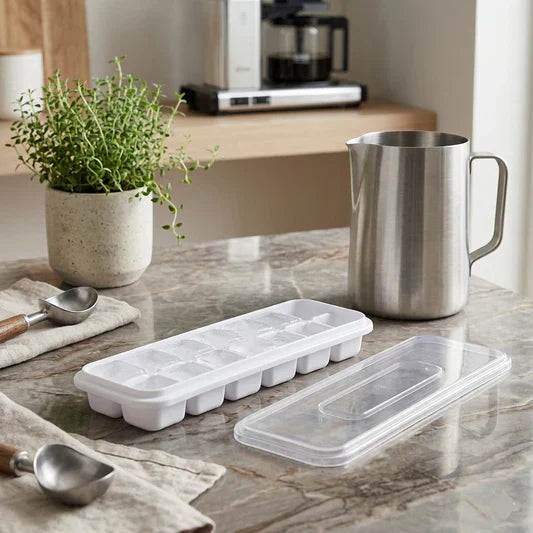 16 Cube Ice Tray with Spill-Resistant Lid
