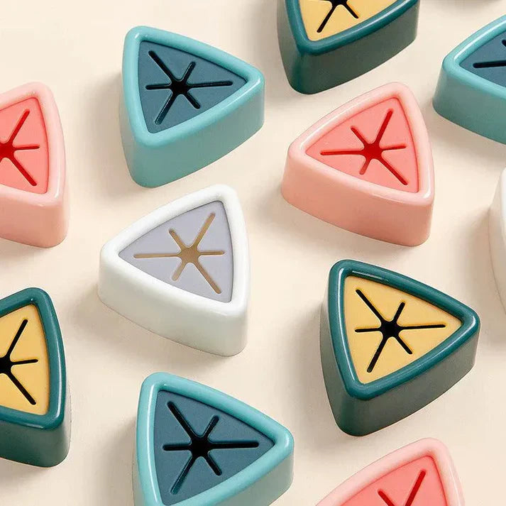 Triangular Silicone Hanging Towel & Cloth Organizer