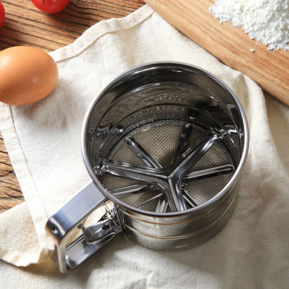 Stainless Steel Flour Sieve Cup Strainer — Handheld Sifter