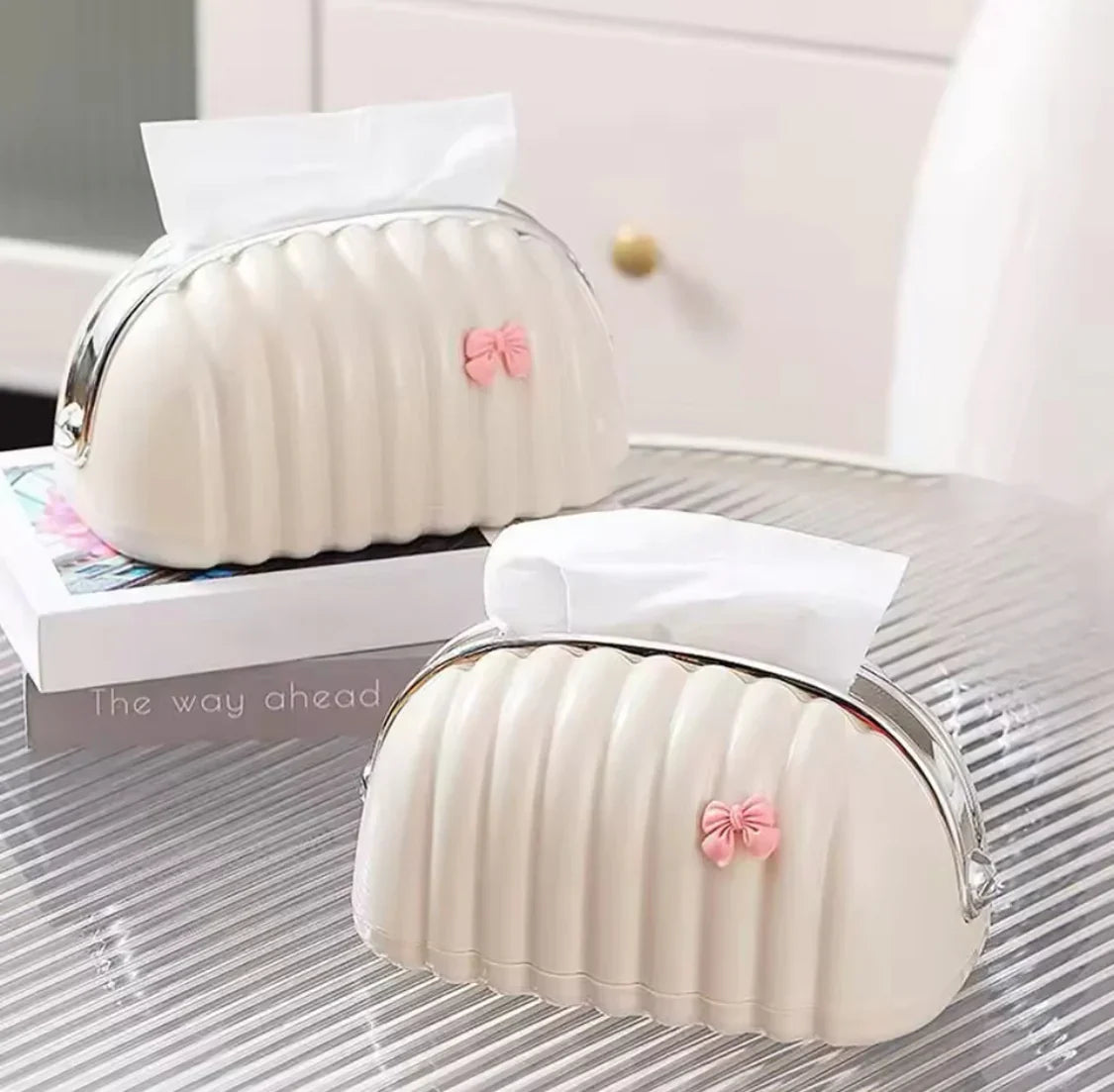 Elegant Shell-Shaped Decorative Tissue Box Holder